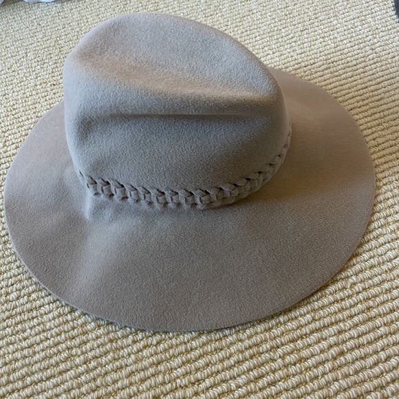 Lola Wool Hat, Camel - Picture 5 of 8